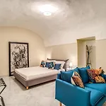 Pignatelli Loft