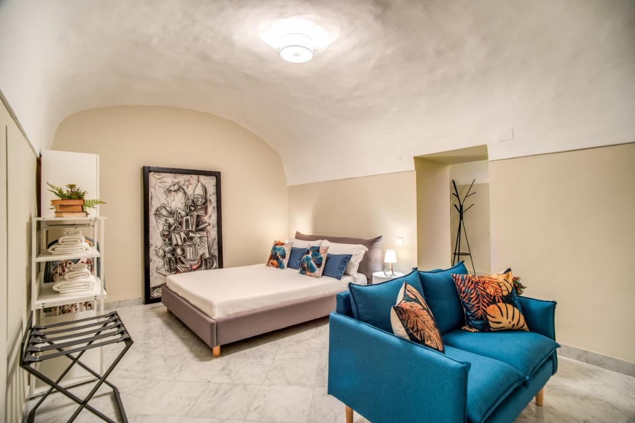 Pignatelli Loft Apartment *