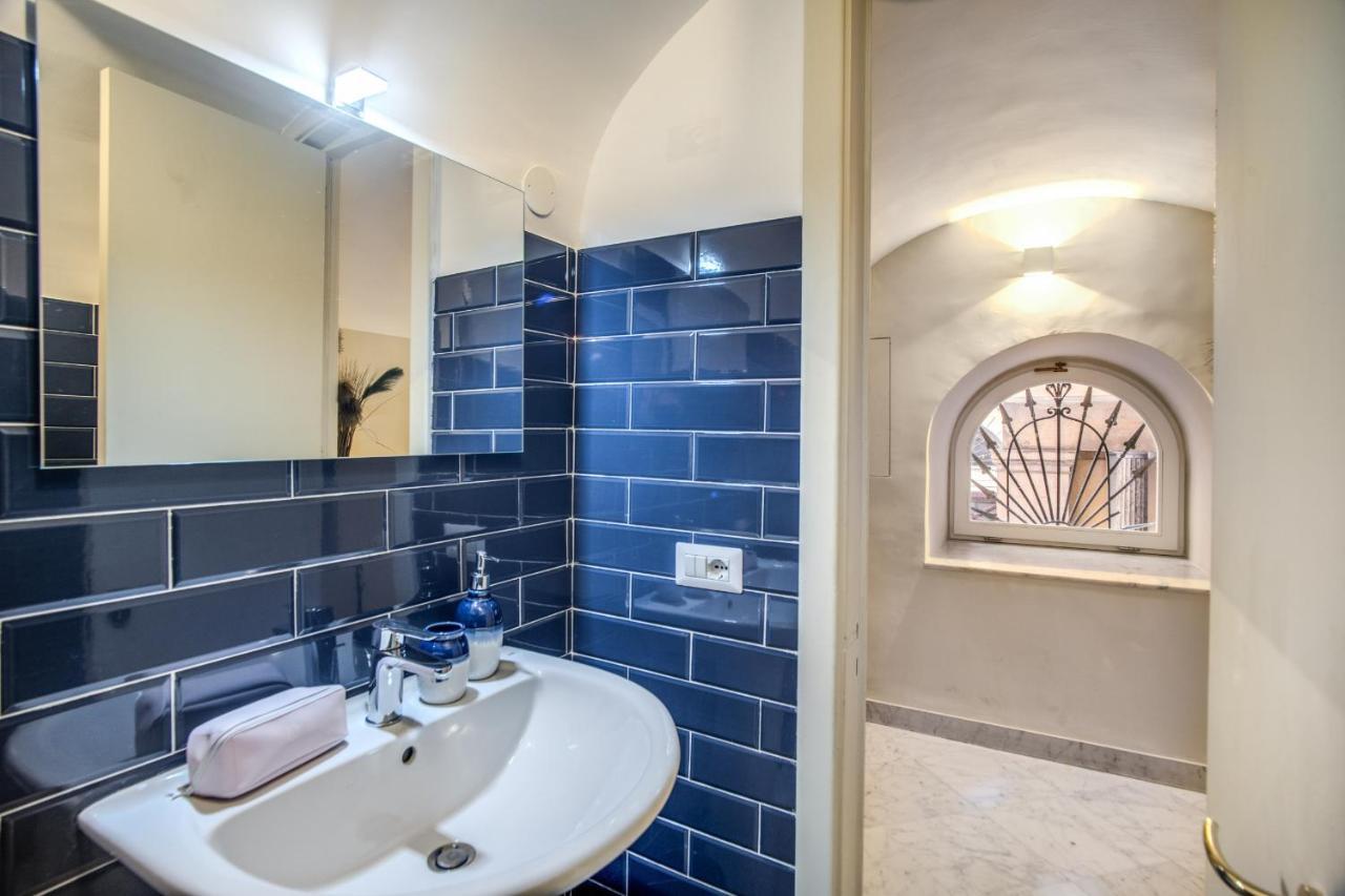 Pignatelli Loft Apartment